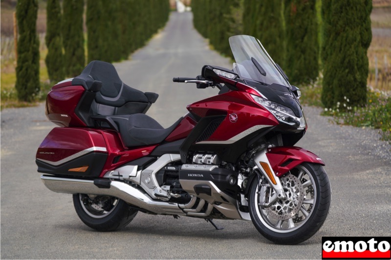 silhouette inchange pour cette honda goldwing 2021