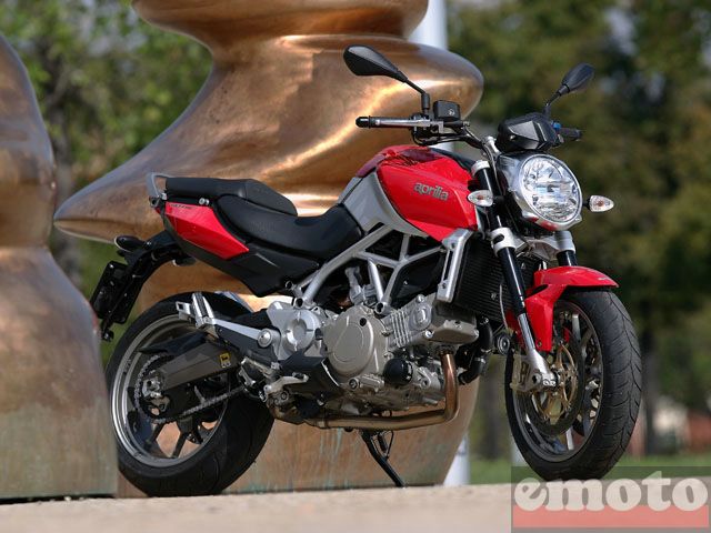 Essai Aprilia Mana 2007 par Jean-Michel Lainé Essai Aprilia Mana 2007 par Jean-Michel Lainé