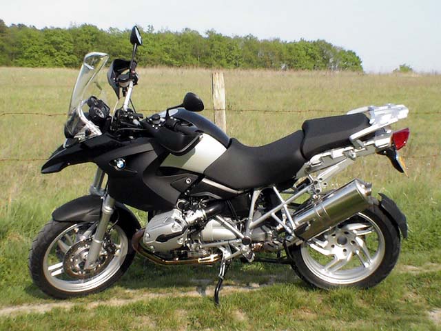 Essai BMW R 1200 GS 2007 par Jean-Michel Lainé Essai BMW R 1200 GS 2007 par Jean-Michel Lainé