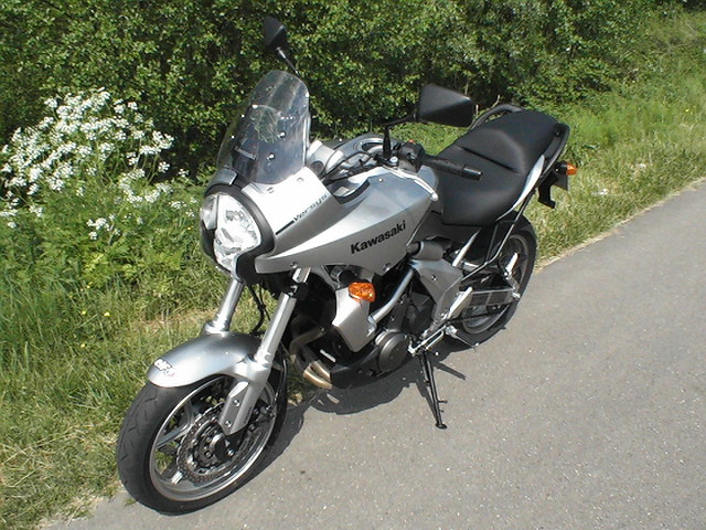 Essai Kawasaki Versys 650 2007 par Jean-Michel Lainé Essai Kawasaki Versys 650 2007 par Jean-Michel Lainé