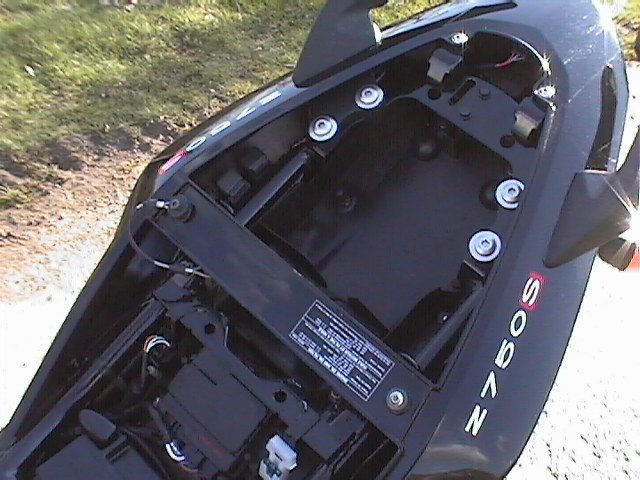 Essai Kawasaki Z750S 2005 par Jean-Michel Lainé Essai Kawasaki Z750S 2005 par Jean-Michel Lainé