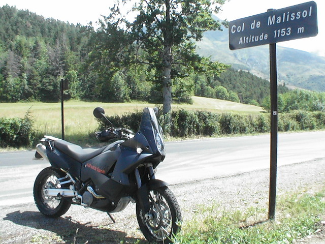 Essai KTM Adventure 990 2006 par Jean-Michel Lainé Essai KTM Adventure 990 2006 par Jean-Michel Lainé