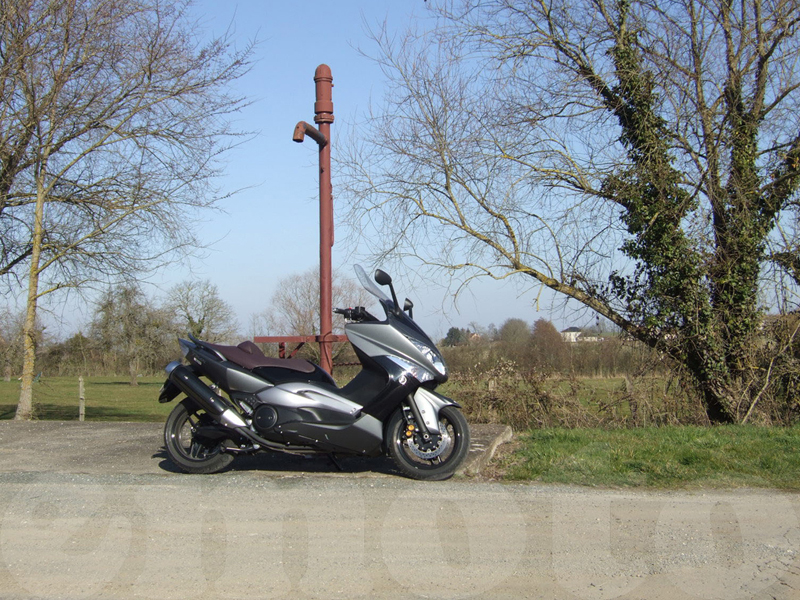Essai Yamaha T-Max 500 2008 par Jean-Michel Lainé Essai Yamaha T-Max 500 2008 par Jean-Michel Lainé