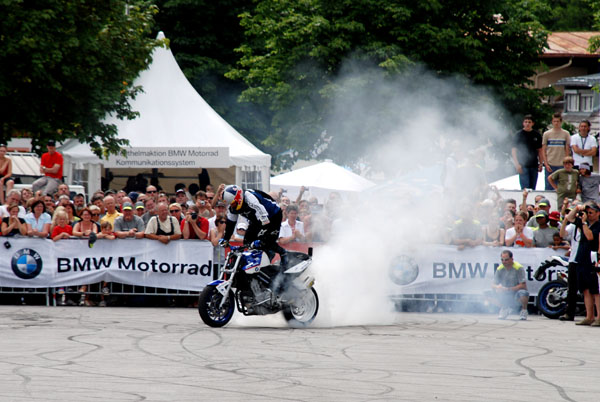 bmw motorrad days 2008 chris pfeiffer burn bmw motorrad days 2008 chris pfeiffer burn