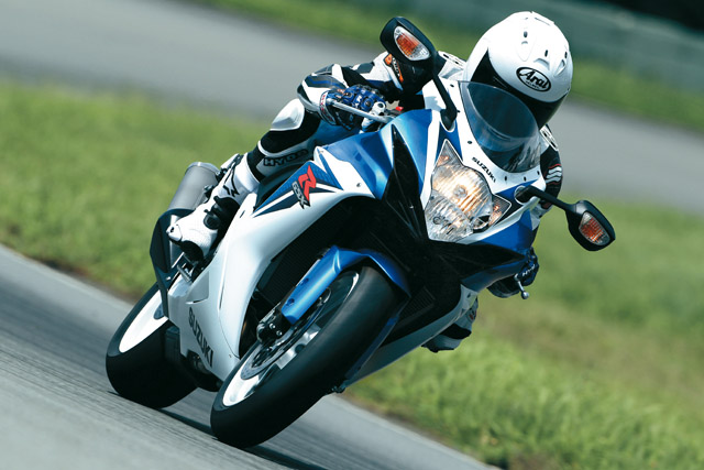 suzuki gsxr action2 suzuki gsxr action2
