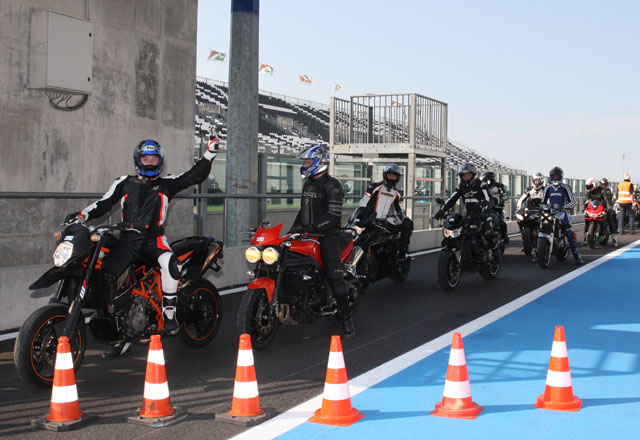 poc pit lane poc pit lane