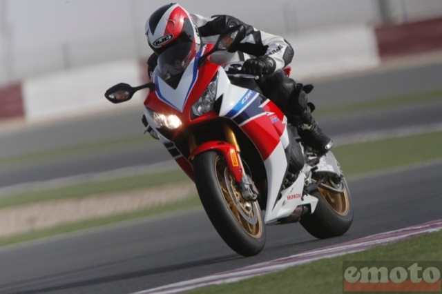 honda cbr 1000 rr sp sur le circuit de losail au qatar honda cbr 1000 rr sp sur le circuit de losail au qatar