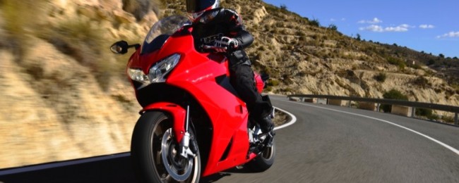 Essai vidéo Honda VFR 800 F