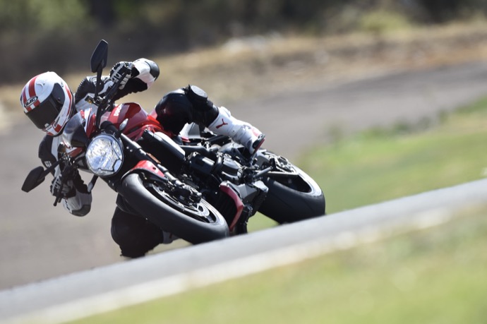 ducati monster 1200r ducati monster 1200r
