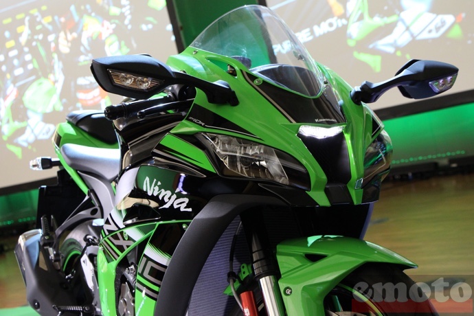 feu led de la kawasaki zx10r feu led de la kawasaki zx10r