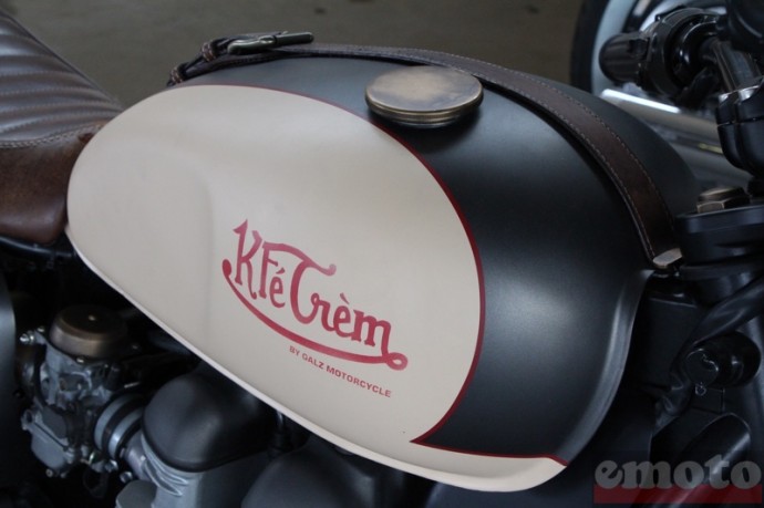 triumph kfe crem detail du reservoir triumph kfe crem detail du reservoir