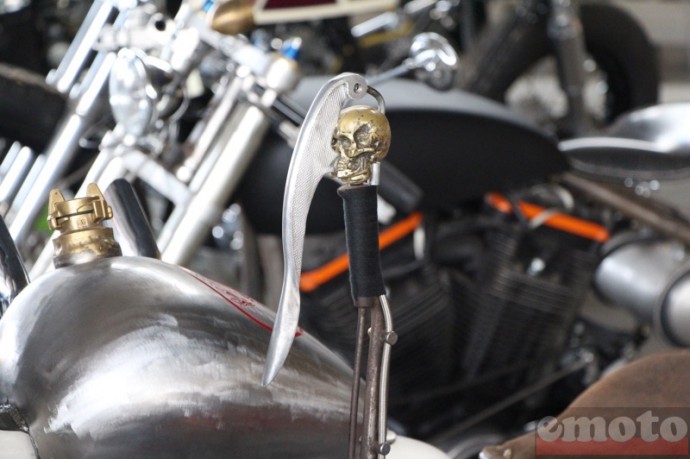 zen motorcycles et zoom sur une commande suicide zen motorcycles et zoom sur une commande suicide