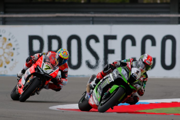 le pilote kawasaki jonathan rea s impose a assen le pilote kawasaki jonathan rea s impose a assen