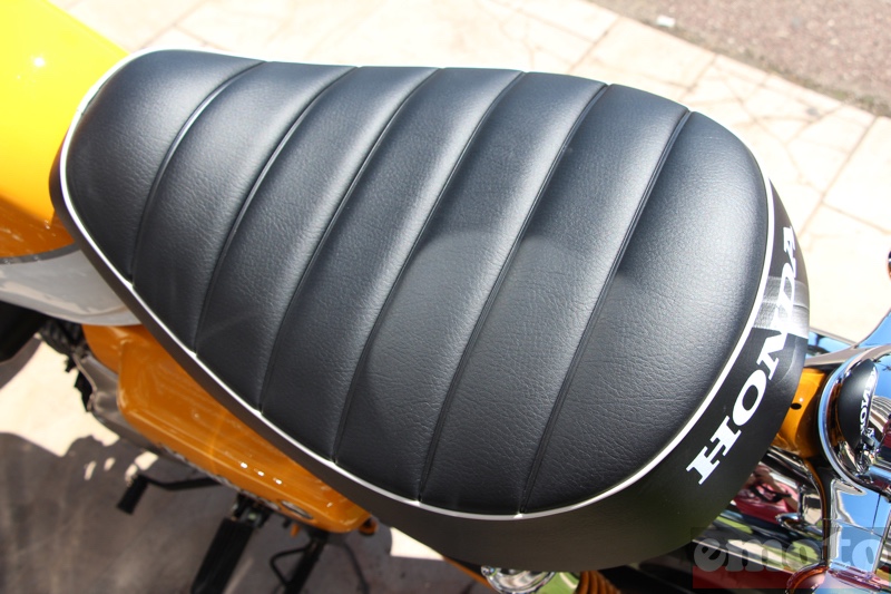 une confortable selle pour moi tout seul une confortable selle pour moi tout seul