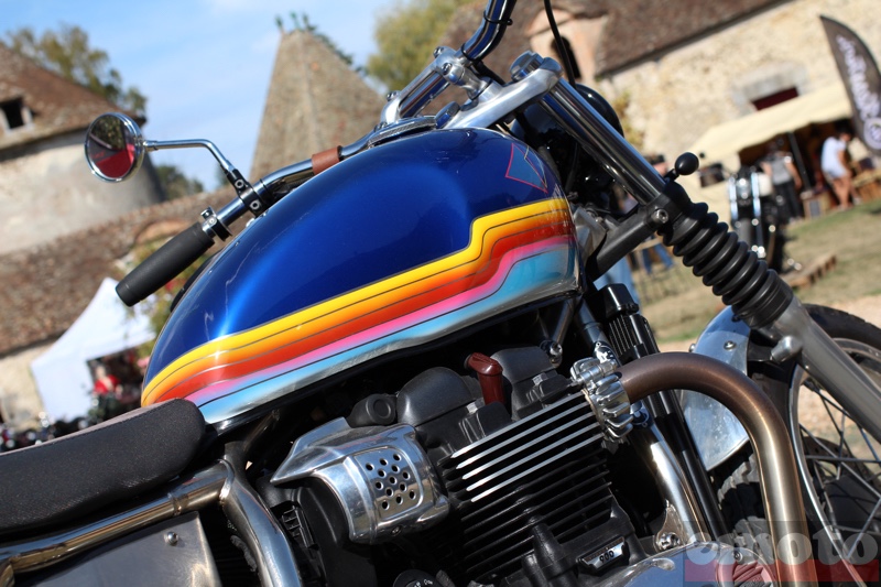 touche de couleurs pour cette triumph