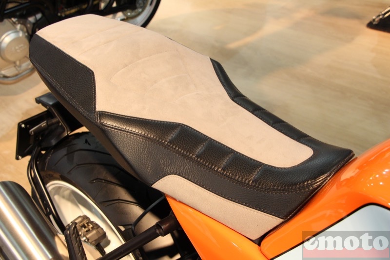 selle biton et bi matiere sur cette moto morini milano selle biton et bi matiere sur cette moto morini milano