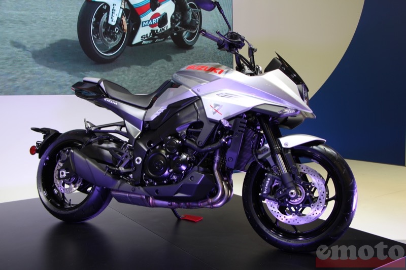 suzuki gsx katana sur le stand intermot