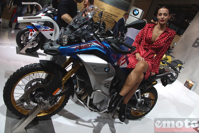 BMW S1000RR symétrique, 3 R1250 et F850GSA à EICMA BMW S1000RR symétrique, 3 R1250 et F850GSA à EICMA