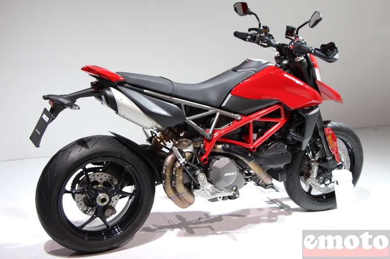 ducati hypermotard 950