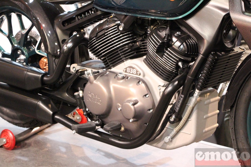 moteur vtwin 838 de la royal enfield kx concep