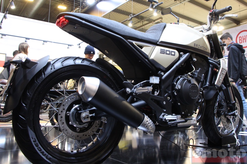 jantes a rayons et poupe fuya te pour la brixton bx 500