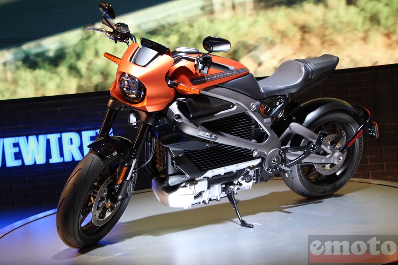 harley davidson livewire sur le stand a eicma