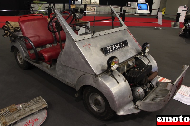 Gnome et Rhône : biscooter et machine à coudre, biscooter voisin avec un moteur gnome et rhone 125 cm3 2 temps Gnome et Rhône : biscooter et machine à coudre, biscooter voisin avec un moteur gnome et rhone 125 cm3 2 temps