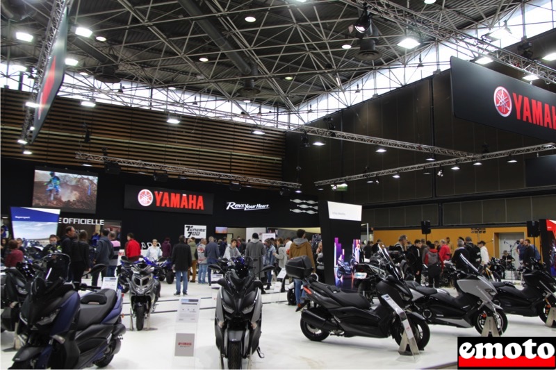 le stand yamaha avec la tres attendue t700 et la nikken gt