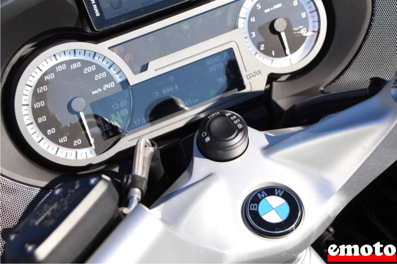 tableau de bord a inchange de la bmw r1250rt