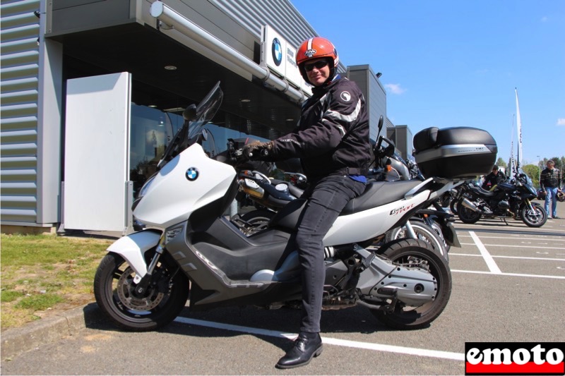 Rencontre Boxer Evasion : Denis et son C 650 Sport, denis parcourt lille au guidon de son scooter bmw c 650 sport