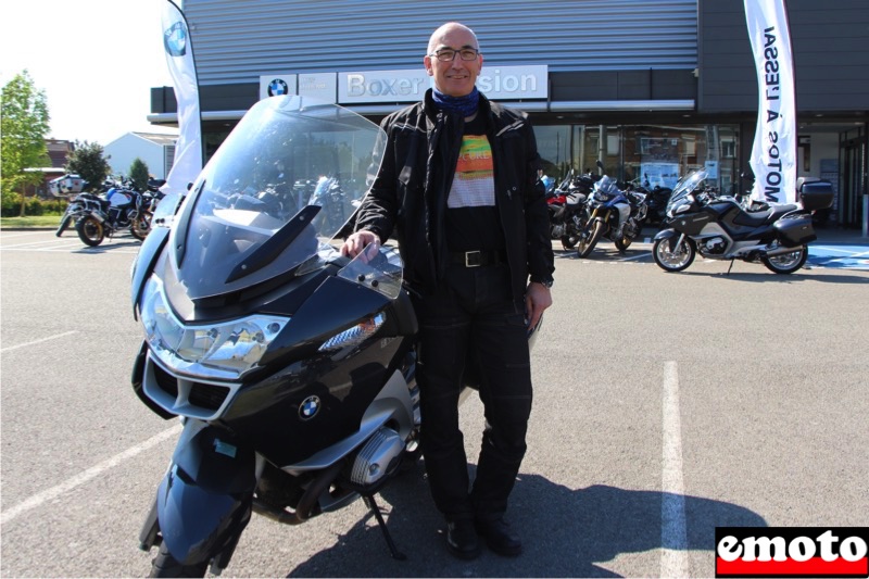 Rencontre Boxer Evasion avec Georges et sa 1200 RT, georges et sa r 1200 rt devant chez boxer evasion a lille Rencontre Boxer Evasion avec Georges et sa 1200 RT, georges et sa r 1200 rt devant chez boxer evasion a lille