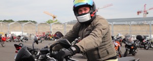 Rencontre avec Ludovic, sa Hornet et son Arai RX7