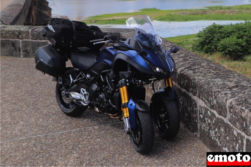 Petit essai du Yamaha Niken GT en balade estivale, yamaha niken gt