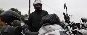 Rencontre: François sa SV1000 et son Arai Viper GT