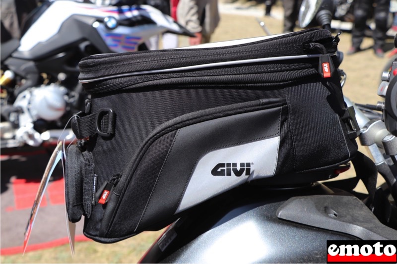 sacoche de reservoir givi tanklock pour l africatwin