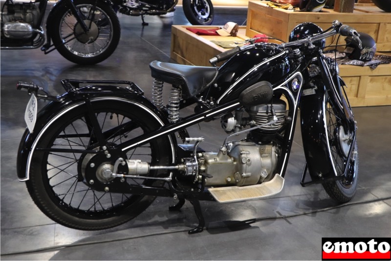 bmw r2 de 1929 exposeee chez moto sud 34