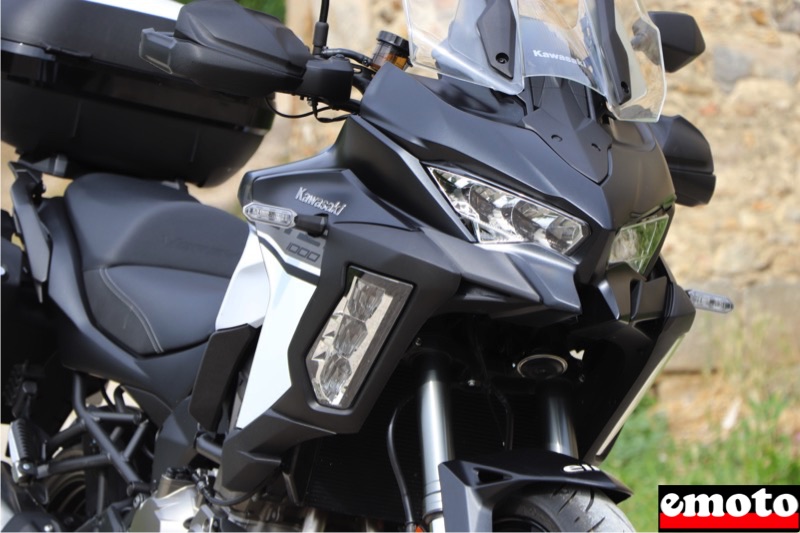 Kawasaki Versys 1000, les aspects pratiques, feux de virage a led sur la kawasaki versys 1000 se