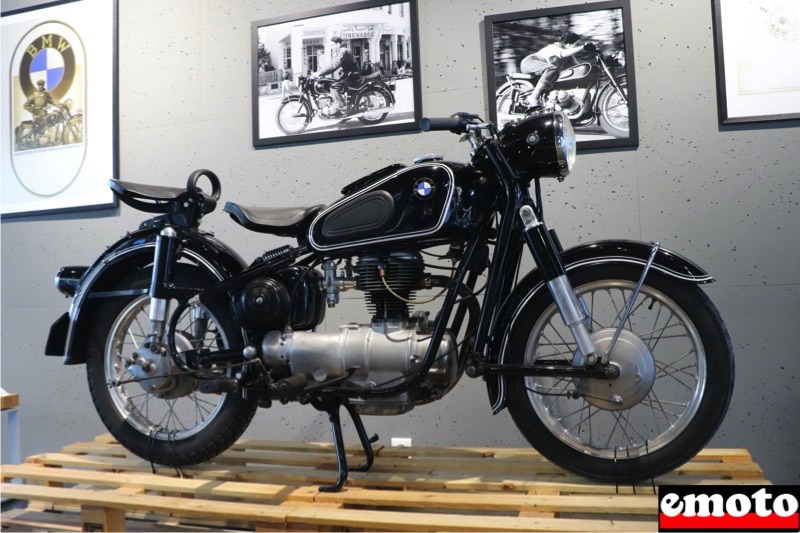 Le joli petit musée BMW Motorrad de MotoSud34, bmw r27 de 1960 a 1966 chez motosud 34