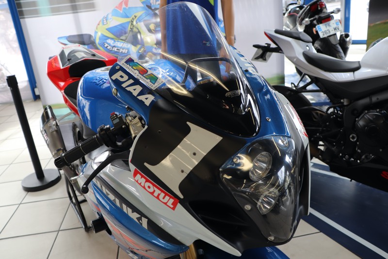 le sert est titre en 2013 avec cette suzuki gsxr 1000