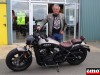 Jeff et son Indian Scout Bobber chez Indian Angers