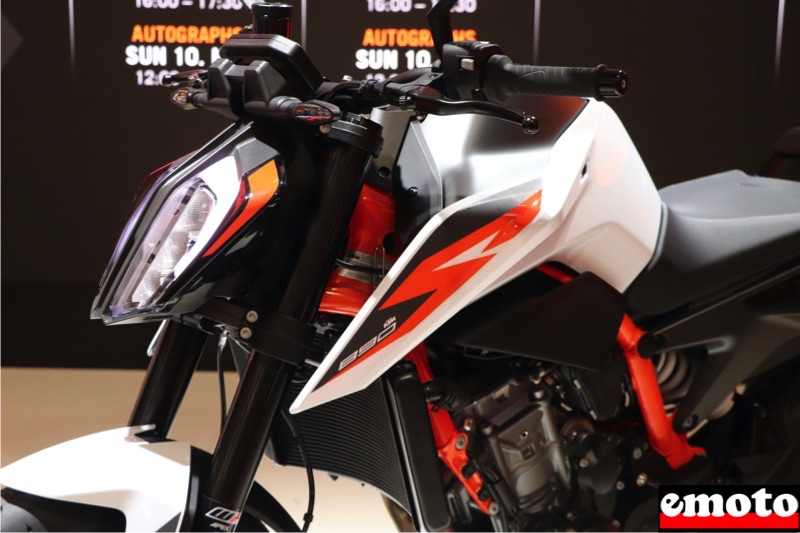 ktm duke 890 r reprend le style de la duke 790