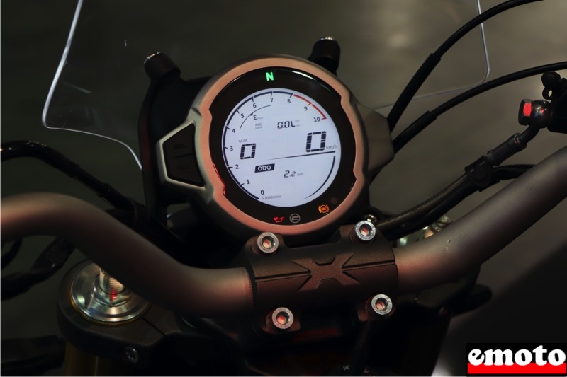 tableau de bord digital sur les cf moto clx 700 tableau de bord digital sur les cf moto clx 700