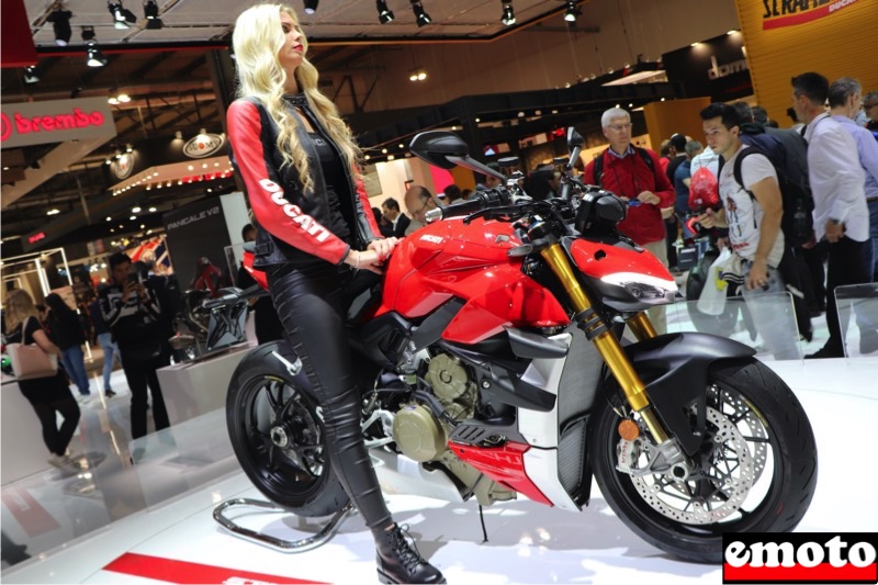 ducati streetfighter v4s cote droit