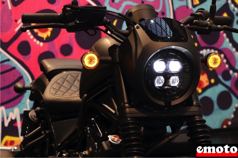 honda cmx 500 rebel avec son phare a led