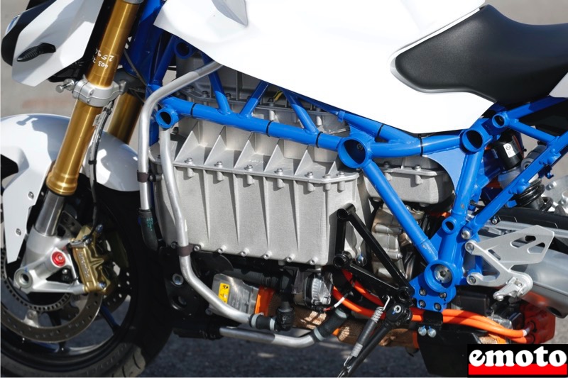le cadre treillis du bmw e roadster est unique le cadre treillis du bmw e roadster est unique