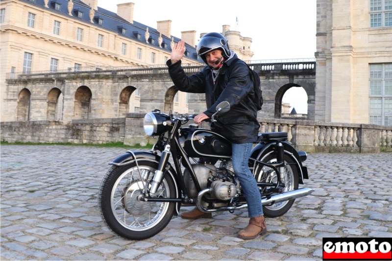 Traversée de Paris hiver 2020, Jacques et sa BMW R50/2, jacques et sa bmw r50 2 devant le chateau de vincennes Traversée de Paris hiver 2020, Jacques et sa BMW R50/2, jacques et sa bmw r50 2 devant le chateau de vincennes