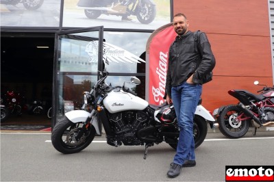 Fred et son Indian Scout Sixty A2 chez Indian Orléans