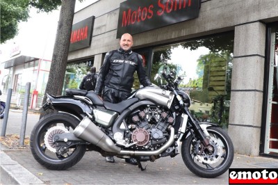 Franck et sa Yamaha Vmax 1700 chez Motos Sohn à Strasbourg