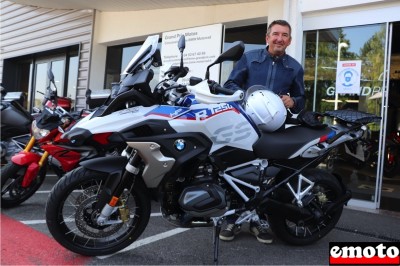 Didier et sa BMW R 1250 GS HP chez Grand Prix Motos à Annecy