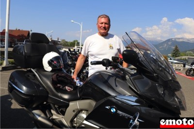 Didier et sa BMW K 1600 GTL chez Grand Prix Motos à Annecy